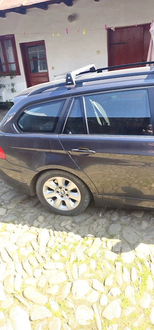 BMW 320d,  2006 stare excelenta  - imagine 2