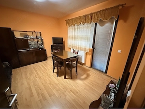 Apartament cu 2 camere+garaj De Vanzare in Floresti - imagine 3