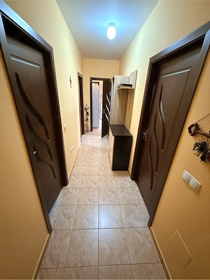 Apartament cu 2 camere+garaj De Vanzare in Floresti