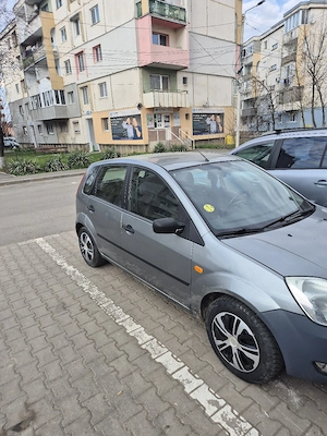 Ford fiesta 2003 - imagine 2