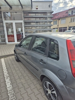 Ford fiesta 2003 - imagine 4