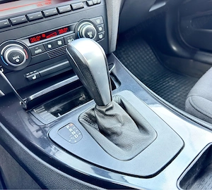 Bmw 320D Automat Facelift Euro 5 - imagine 9