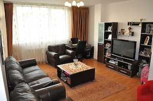 Proprietar,închiriez apt 2 camere, spatios in apropierea Spitalului Județean  - imagine 4