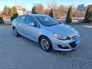 Opel Astra 1,4 Turbo ECOTEC Enjoy 
