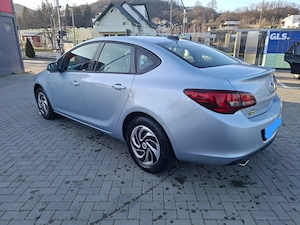 Opel Astra 1,4 Turbo ECOTEC Enjoy  - imagine 5