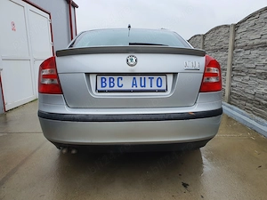 Bara spate skoda octavia 2 hatchback