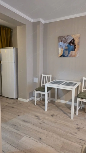 Garsonieră prima închiriere, 2 min metrou Titan, mobilată modern - imagine 5