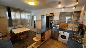 Casă de vânzare 7 camere, 300 mp utili, teren 839 mp, zonă centrală - imagine 3