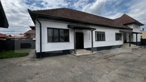 Casa de vânzare, 6 camere, 198 mp utili, teren 644 mp, zonă centrală - imagine 2