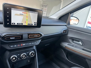 Dacia Sandero Stepway 1.0 Benzina Gaz 91 CP An 2022 - imagine 19