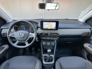 Dacia Sandero Stepway 1.0 Benzina Gaz 91 CP An 2022 - imagine 14