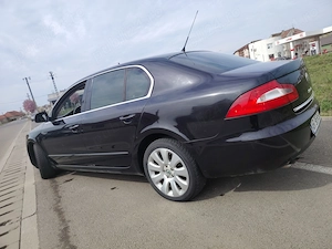Skoda Superb II 2009 - imagine 5