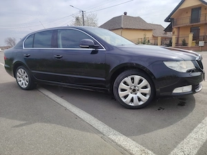 Skoda Superb II 2009 - imagine 3