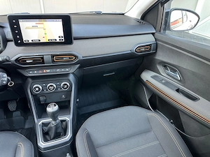 Dacia Sandero Stepway 1.0 Benzina Gaz 91 CP An 2022 - imagine 16