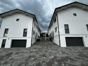  Case tip triplex de vânzare | 110 mp | Garaj | 126.000 € - imagine 5