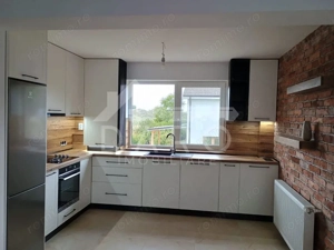  Case tip triplex de vânzare | 110 mp | Garaj | 126.000 € - imagine 12