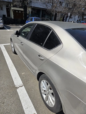 Vând Skoda Octavia  - imagine 2