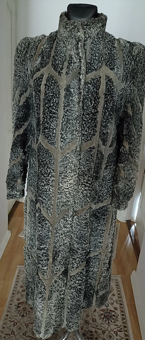 Blana naturala lunga,model unicat M L, 750 lei  - imagine 2