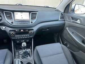 Hyundai Tucson 1.6 Benzina 132 CP An 2018 - imagine 15