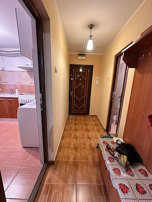 De vanzare garsonieră cu balcon, confort 1, 45mp, mobilata si utilata zona Episcopiei - imagine 3
