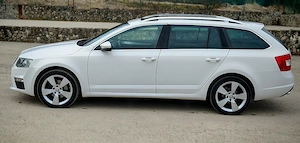 Skoda Octavia Combi 2.0 TDI DSG 150 CP   FULL DOTĂRI   Panoramic   ACC - Lane Assist   Xenon - Navi - imagine 2