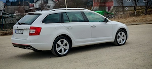 Skoda Octavia Combi 2.0 TDI DSG 150 CP   FULL DOTĂRI   Panoramic   ACC - Lane Assist   Xenon - Navi - imagine 5