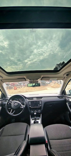 Skoda Octavia Combi 2.0 TDI DSG 150 CP   FULL DOTĂRI   Panoramic   ACC - Lane Assist   Xenon - Navi - imagine 10