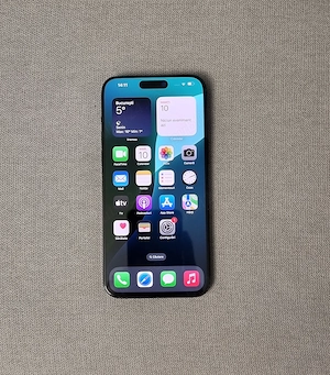 iPhone 15 Pro Max Titanium, 256 GB, liber de retea, in stare foarte buna, bateria 85%