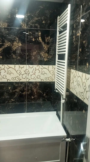 De vanzare apartament 2 camere Campina Prahova