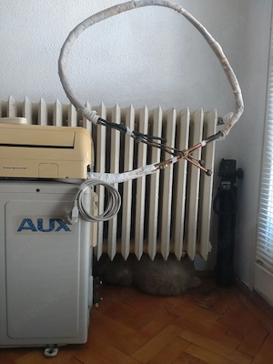Aer conditionat AUX 9000BTU   vechi, folosit. - imagine 4