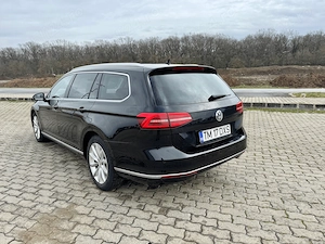 Volkswagen Passat Combi B8 Highline BlueMotion 2016 2.0 TDI 150cp DSG 6 - imagine 3