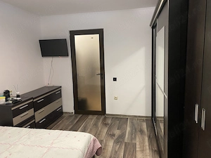 Închiriez apartament  - imagine 5