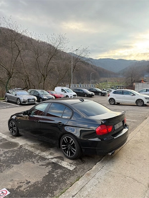 Bmw E90 320d 2011 - imagine 5