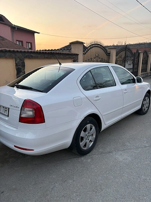 Skoda Octavia 1.6 TDI an 2011 - imagine 5
