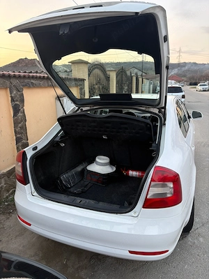 Skoda Octavia 1.6 TDI an 2011 - imagine 2