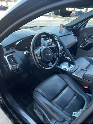 Jaguar E-Pace 2019 - imagine 2