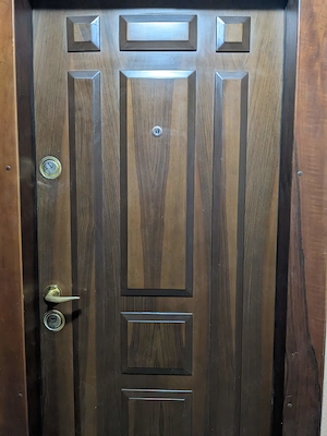 Usa metalica intrare apartament