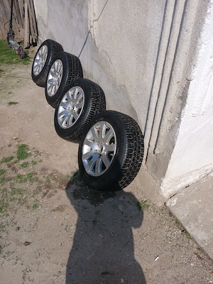 vând genti de passa cu cauciucuri pe iele - imagine 5