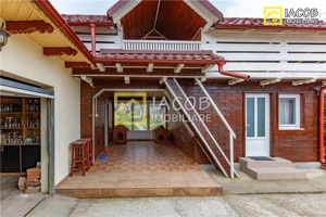 Casa, anexe, 3762 mp teren, 25000 mp padure, Comanesti, jud. Bacau - imagine 18