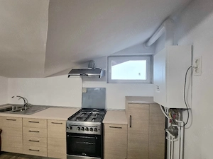Se inchiriaza apartament cu două camere  - imagine 5