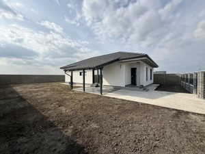 Casa individuala, 4 camere, 105 utili, 580 teren, comision 0% Sanmihaiu Roman - imagine 8