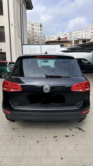 Volkswagen Touareg 3.0 V6 TDI - imagine 6