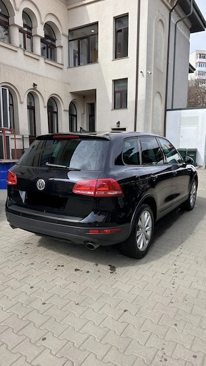 Volkswagen Touareg 3.0 V6 TDI - imagine 5