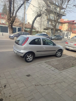 vând opal CORSA c motor de 1 2 benzina consum mic acte valabile  - imagine 3