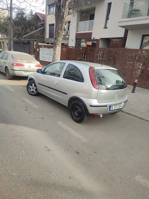 vând opal CORSA c motor de 1 2 benzina consum mic acte valabile  - imagine 2
