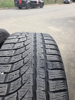cauciucuri de iarna 225 45 r17 