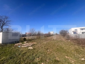 Teren intravilan 3000 mp la principala, Cosoveni