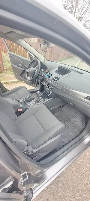 Renault, Megane 3 - imagine 4