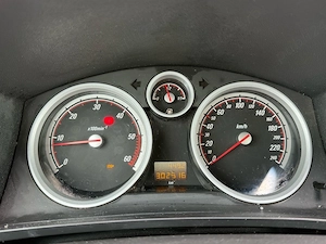 Opel Zafira 2006   1.9 Diesel   7 locuri   spațioasă și economică - imagine 3