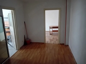 Ap o  camera Asirom central 35mp parter decomandata centrala termopan  - imagine 10